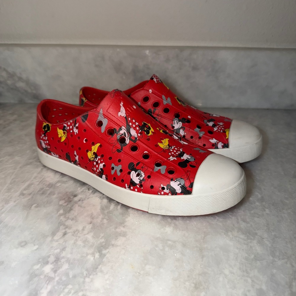 Native Jefferson Minnie Mouse Shoes Womens‎ 7 Red Disney Slip On